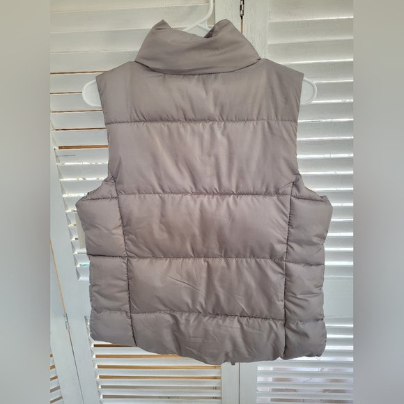 So Puffer Vest Junior Size M - Picture 2 of 4